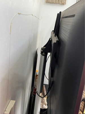 Preloved 55" Samsung QLED TV with rack