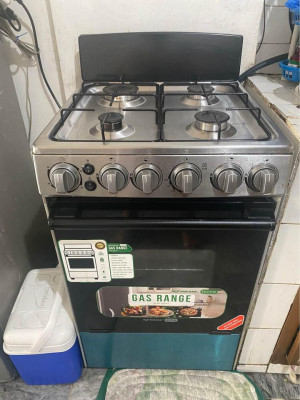 Xtreme Gas Range with oven (Preloved)