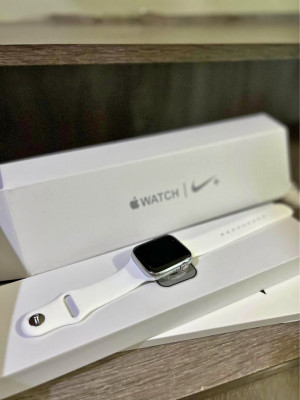Apple Watch HK Variant