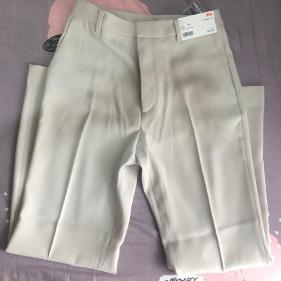 UNIQLO Drape Flared Pants