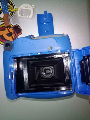 FUJI FILM INSTAX MINI 9 (INSTANT CAMERA