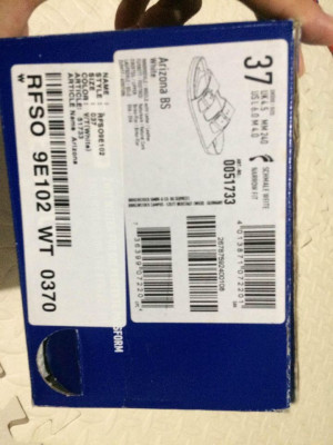 Preloved Birkenstock Arizona White birkofloor size 37