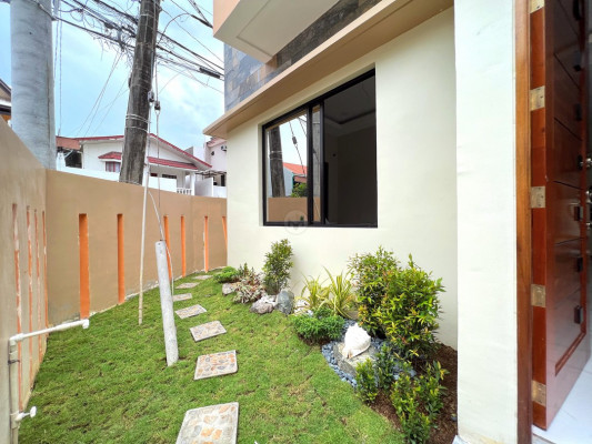 Attractive Duplex House and Lot for Sale in Cainta, Rizal