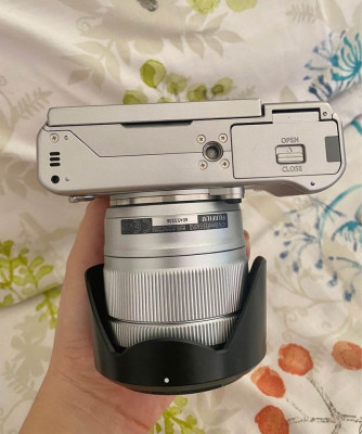 Fujifilm XA-3 Mirrorless Camera