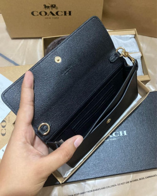 COACH WOMEN WRISTLET WALLET