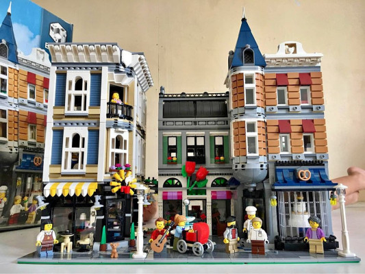 Lego 10255: Assembly Square