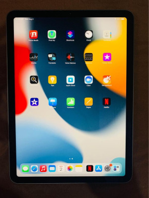 Selling for iPad Air 4th Generation 64gb (Brand New)