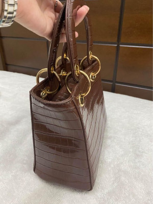 Hand bag (fashion)