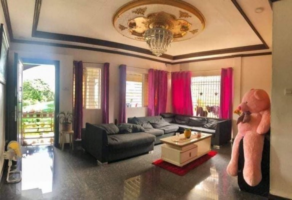 HOUSE & LOT FOR SALE