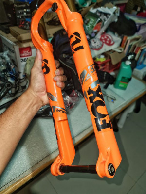 Fox 32 stepcast factory 2022 29er