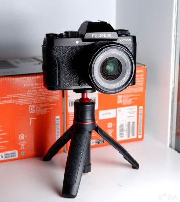 FUJIFILM X-T100 Mirrorless 24MP