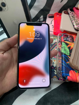 iPhone 11 Pro 64GB (Factory Unlocked)