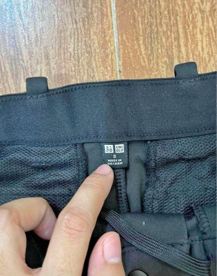 Uniqlo ultra stretch ankle pant small size