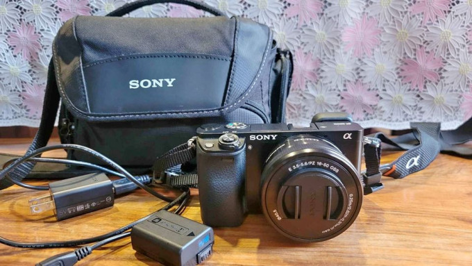 Sony ALPHA A6000 Mirror less camera! For pick up! Tangos baliuag bulacan or LBC