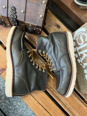 Red Wing 8180 8.5D katanga leather limited edition Rare Pair
