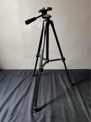POLAROID 50" TRAVEL TRIPOD WITH CARRYING CASE