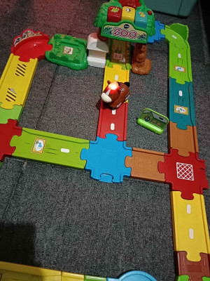 VTECH TOOT TOOT TRAIL ZOO INSPIRED WITH BATT OP EDUCATIONAL