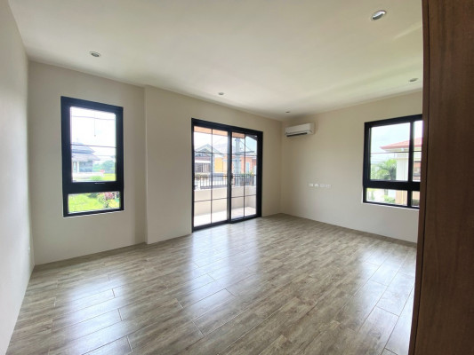 Enthralling House and Lot for Sale In Verdana Homes Mamplasan