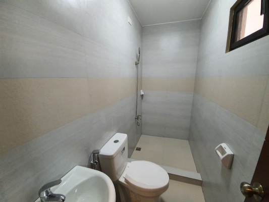 Bungalow House and Lot in Pilar Village, Las Pinas