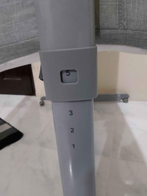 Bedside bassinet with wheels (crib)