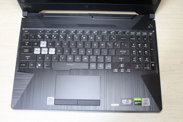 Asus Tuf F15 FX506 i7-10750H nvidia GTX1650Ti Gaming Laptop