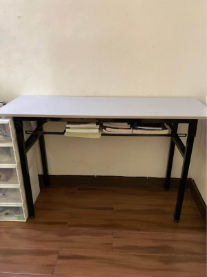 Pre-loved 2-layer Foldable Computer Table 120 x 40 cm