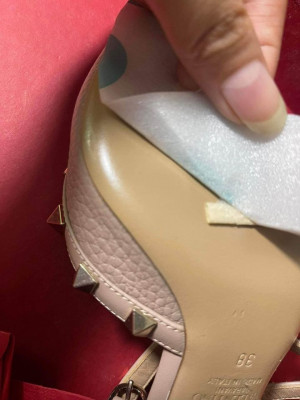 Valentino Rockstud Kitten hills size 38