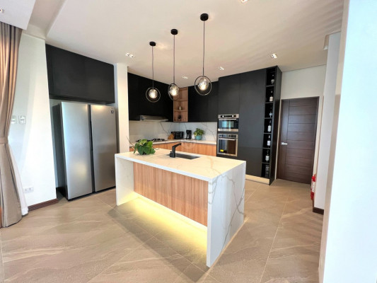 Discerning Brand New House and Lot For Sale In South Forbes Golf City, Silang, C