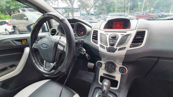 2011 Ford fiesta