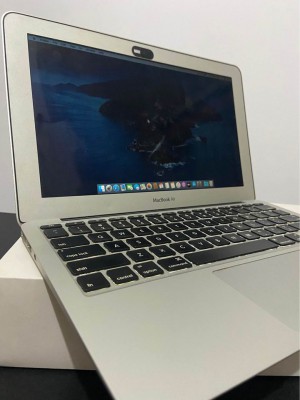 MacBook Air 2015 11” Complete