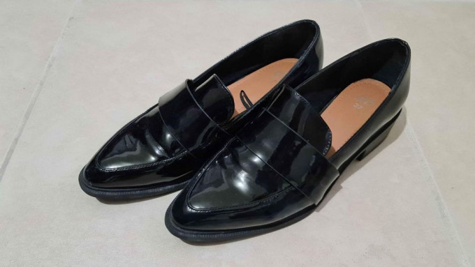 H&M Loafers Black - Women's 37