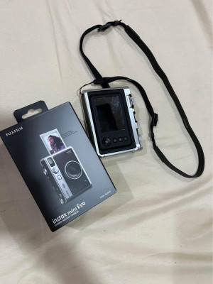 Fujifilm Instax Mini Evo