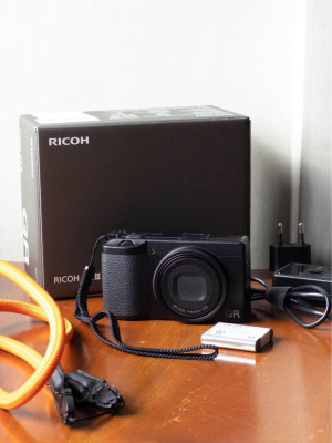 Ricoh GRIII