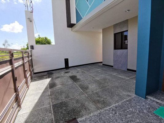 3BR House in Cuevasville Daang Hari Across Ponticelli