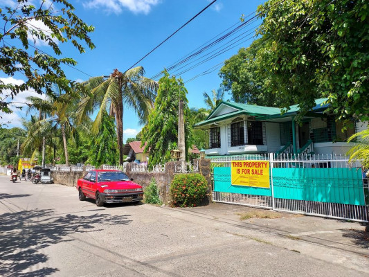 FOR SALE  2,266 sqm lot with ancestral house and rest house