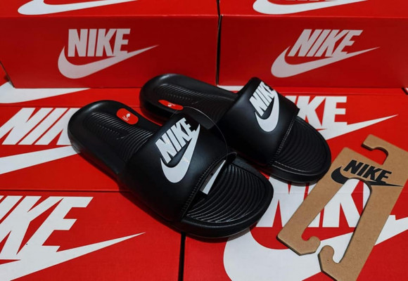 Nike Victory One Slide