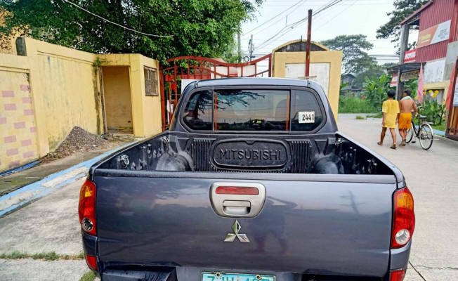 2007 Mitsubishi strada gls 4x4 matic diesel