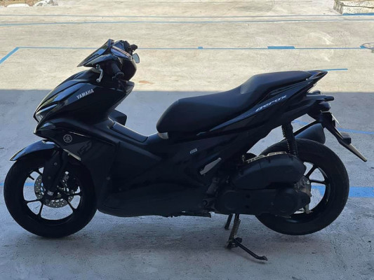 Yamaha 155 aerox 2018 model Brandnew angel pirelli scooter tires Low milage All