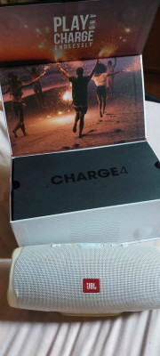 JBL CHARGE 4 (orig)