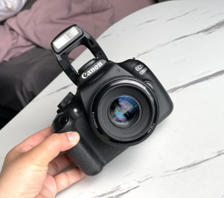 Canon 1200D with 50mm 1.8 Prime Portrait lens 18MP