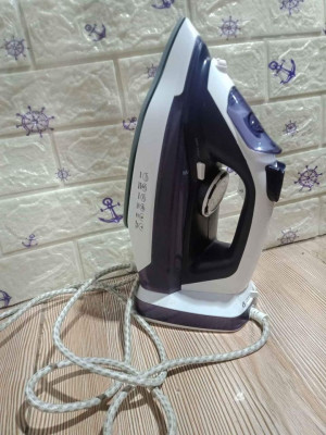 ANKO STEAM IRON CORDLESS