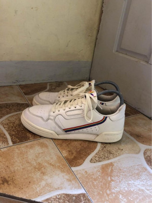 Original Adidas continental for men size 9.5 US preloved