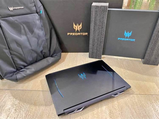 Acer Predator Helios 300