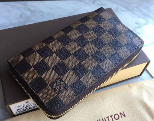 LV Wallet