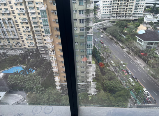 High Street South Corporate Plaza 123sqm for sale