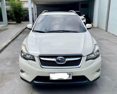 2014 Subaru XV 2.0i CVT Automatic Gas - Pearl White