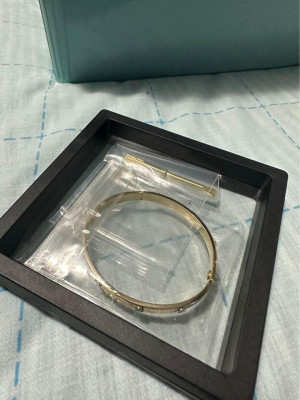 Bangle Gold Bracelet - for ladies 16 cm 18k gold