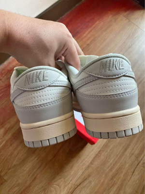 FOR SALE NIKE DUNK LOW LIGHT BONE