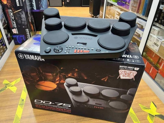 BRAND NEW YAMAHA DD75 8-Pad Digital Portable Drum