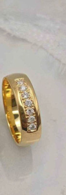 18 Karat Gold With Natural Diamonds